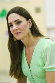 Kate wows young and old