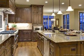 Pin By Kitchen Design Ideas On Best Kitchens Ever Traditional Kitchen Cabinets Kitchen Design Traditional Kitchen Design