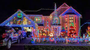 Christmas lights photography is fun and interesting, but it can also be a challenge. 7 Spectacular Christmas Lights Around Rochester Day Trips Around Rochester Ny