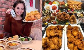 Kfc annual revenue decreased from $2.6 billion in 2018 to $2.5 billion in 2019, a (5.8%) decrease. Kfc Launches An All You Can Eat Buffet Complete With The Famous Fried Chicken And Exclusive Meals Daily Mail Online