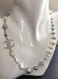 Fantastic Chanel Silver Grey Pearl Crystal Cc Short Necklace Choker Chain Authentic Short Necklace Choker Short Necklace Chanel Jewelry
