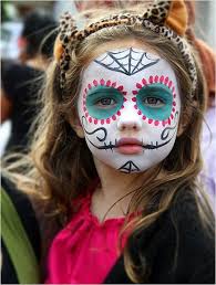Halloween Schminkideen Kinder 13 Unheimlich Tolle Und Einfache Ideen Halloween Schminkideen Halloween Schminken Kinder Kinderschminken Halloween