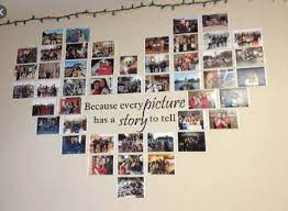 Cara lain untuk membuat hiasan dinding kreatif dari foto adalah dengan menyusun kumpulan foto berbeda dari sebelumnya yang fokus pada cara menggantung foto di dinding, cara mendekorasi dinding dengan foto lainnya adalah selain menghias dinding dengan foto dan bingkai unik, ada. Tata Letak Polaroid Di Kamar 10 Ide Kreasi Menghias Dinding Kamar Dari Kumpulan Foto Polaroid Keren