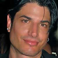 20+ "Chris Allaire" profiles