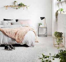 Alles voran eines unserer intimsten zimmer: Mit Pflanzen Grosszugig Das Schlafzimmer Dekorieren Bild 18 Schoner Wohnen