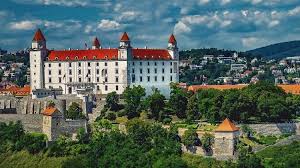 The uefa european championship brings europe's top national teams together; Slowakei Keine Offentlichen Oster Gottesdienste Vatican News
