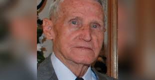 Loretta Chamberlain's Instagram, Twitter & Facebook