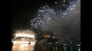 Além disso, a festa do senhor de matosinhos, cidade vizinha do porto, é comemorada por três semanas seguidas, do final de maio até o final de junho. Sao Joao Na Cidade Do Porto Portugal Viaje Comigo