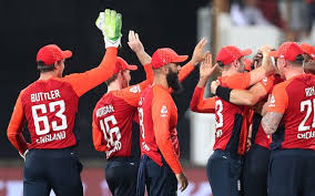 Live updates from kingsmead with rob bagchi. South Africa Vs England 2020 2nd T20i Quinton De Kock S Quick Fire Fifty England S Narrow Win Moeen Ali S Blitz And More Stats