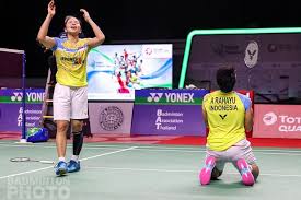 Aksi terpuji greysia polii menghampiri ganda putri denmark yang nangis setelah dikalahkan greysia polii/apriyani rahayu. Perjalanan Greysia Polii Sebelum Torehkan Rekor Di Thailand Open 2021 Halaman All Kompas Com