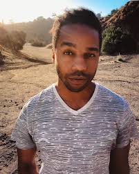 Benji Jones (@benjwatch) • Instagram photos and videos