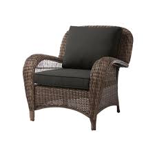 Hampton Bay Beacon Park Brown Wicker Outdoor Patio Stationary Lounge Chair With Cushionguard Graphite Dark Gray Cushions H015 01429300 The Home Depot In 2020 Outdoor Wicker Chairs Lounge Chair Outdoor Wicker Patio Chairs