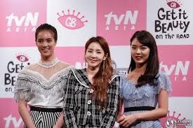 Veteran actress lin meijiao's reacted to her daughter, 'my star bride' actress chantalle ng not winning an award at star awards 2021 and said, she can try again! X Clusive Get It Beauty On The Road In Singapore With Sandara Park Chantalle Ng And Tay Ying X Clusive