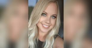 Traci Bell's Instagram, Twitter & Facebook