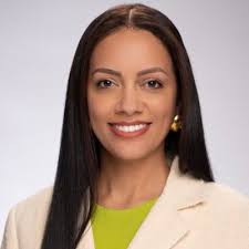 Lauren Taylor Riley (@LaurenBTaylor_)