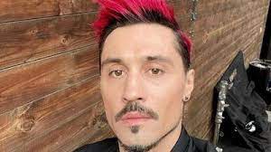 В разных формулировках кончиной певца кировчане поинтересовались . Dima Bilan Ustroil Pyanuyu Ispoved V Instagrame Mne Ochen Stydno Mama Plachet Video 27 Noyabrya 2021 Sport24