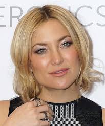 Kate hudson has debuted a bold new buzz cut hairdo after ditching her trademark long blonde locks for her latest role. 15 Kate Hudson Hairstyles Hair Cuts And Colors
