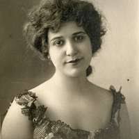 Laura Wall, stock actress (SAYRE 10313)