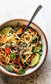 Sesame Thai Rice Noodles With Vegetables Vegan Recipe Recipe Thai Rice Noodles Rice Noodle Recipes Rice Noodles