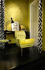 Presto Su Www Tessutiearredi Com La Nuova Collezione 2013 Dedar Interni Gialli Stanza Gialla Arredamento
