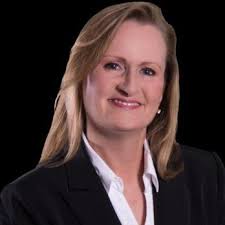 Robyn Stokes's Instagram, Twitter & Facebook