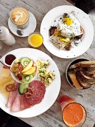 Food Guide Breakfast And Brunch Munich Fruhstucken In Munchen Gesunder Brunch Asthetisches Essen