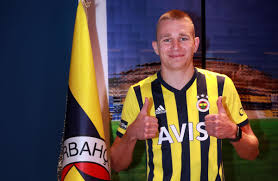 7/24 fenerbahçe'nin konuşulduğu, fenerbahçe'ye ait haberlerin ve transfer dedikodularının , transfer duyumlarının bizlerce yorumlandığı , sizlere aktarıldığı. Fenerbahce Nin Yeni Transferi Attila Szalai Kendimi Real Madrid E Transfer Olmus Gibi Hissediyorum
