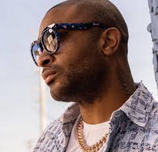 Tucker breaks down how he makes use of his sneaker collection at the game's highest level. Pj Tucker Discusses New Sunglasses Collab Shoe Collection Boardroom