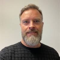 Robert Balint's Instagram, Twitter & Facebook