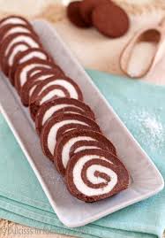 Rotolo Dolce Senza Cottura Al Cioccolato Dolce Freddo Veloce E Semplice Dolci Freddi Dolci Senza Cottura Ricette Dolci