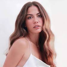 Pin Di Luh C Su Demet Ozdemir Nel 2020 Serie Tv