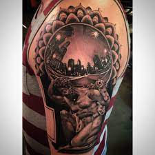 Rådhusstræde 11, copenhagen, 1466, denmark. Tattoo Realistic Black And Gray Chicago Fisheye Mandala Titan Atlas Modern Tattoo Ink Art Dovme