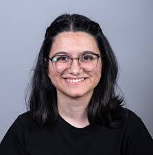 Melissa Cavallo's Instagram, Twitter & Facebook