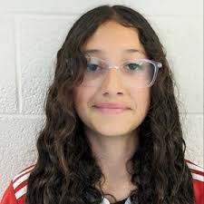 Lily Capps's Instagram, Twitter & Facebook