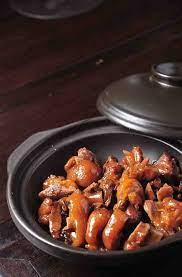 These recipes are best enjoyed with rice. The Best And Most Surprising Food For Healthy Skin Braised Pork Feet Braised Pork Authentic Chinese Recipes Pork Trotter Recipe