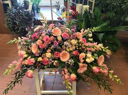 Sympathy Designs Art In Bloom Studio Sympathy Flowers European Garden Casket Sprays