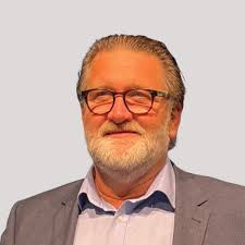 Ein Jahr nach Integration von Axians Ruf: Kunden bleiben Axians treu