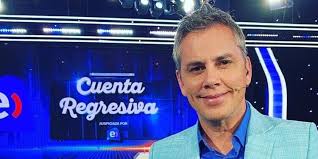 Jun 10, 2021 · el periodista de mega fue entrevistado recientemente por el programa de la red, donde se realiza un vuelco programático que está haciendo mutar al espacio misceláneo en un contingente show informativo, a cargo de michael roldán, juan andrés salfate y monserrat torrent. Qakxfhe2q1kicm