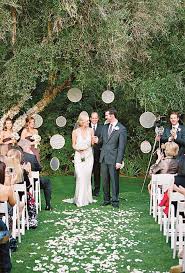 ¡sé original el día de tu boda! 6 Ideas Para Decorar El Altar De Tu Ceremonia Civil Altares De Boda Decoracion Boda Civil Boda