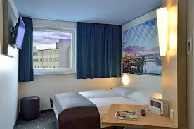 Maybe you would like to learn more about one of these? Prima Hotel In Guter Lage Zur Allianz Arena B B Hotel Munchen City Nord Munchen Bewertungen Tripadvisor