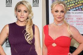 Singer, musician and performer britney spears left her 24.9 million. Jamie Lynn Spears Defends Sister Britney Spears Amid Conservatorship Battle