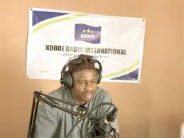 Скачать radio dw hausa apk 1.0 для андроид. Abinda Yasa Na Bude Gidan Radiyon Makiyaya Usman Shehu Legit Ng