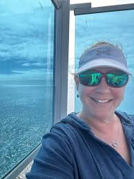 Hey, it's us again. But I wanted to show off some new photos from the  photographer of our Seiya x Usagi photoshoot. I'm very happy with the  results. We'll have more photos