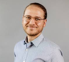 Mark Loewen's Instagram, Twitter & Facebook