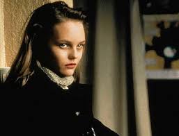 14 jahre lang waren vanessa paradis und johnny depp ein paar, vor sechs jahren zerbrach die beziehung. Vanessa Paradis In Weisse Hochzeit 1989 Kinderstars Fruher Und