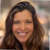 Nanette Doyle's Instagram, Twitter & Facebook