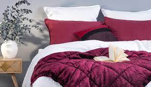 plaid couvre lit boutis comment decorer son lit lit couvre lit jete de lit