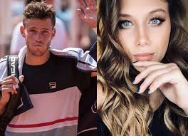Dueña de unos ojos claros que hipnotizan y curvas de infarto, eugenia comenzó a modelar a los 17 años como hobbie, pero lentamente, su carrera empezó desde italia, adonde voló para acompañar a su novio durante el masters 1000 de roma (schwartzman cayó en la final frente a novak djokovic). El Peque Schwartzman Revelo Que Tuvo Un Romance Con Barbie Velez Que Termino Entre Insultos Noticias De Buenos Aires