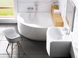 Jeder kennt sie die freistehende badewanne auf feingearbeiteten lowenfussen. Eckbadewanne Schurze 140 X 140 Cm Bad Design Heizung Eckbadewanne Badezimmer Grundriss Badezimmer Umbau