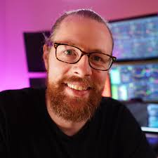 Ross Cameron's Instagram, Twitter & Facebook